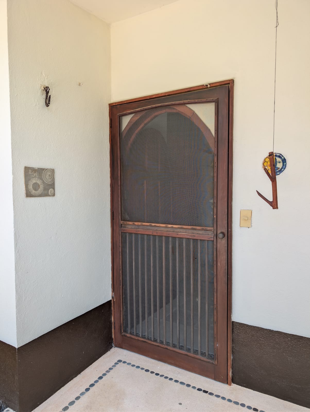 Sol room arched entrance